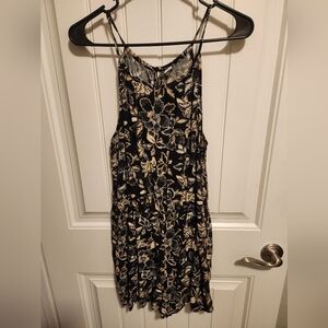 Old Navy EUC Women's Romper Size M